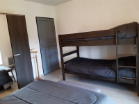 G&icirc;te 2 du Fays - Chambre 4 personnes 1 lit 140 et 2 lits superpos&eacute;s de 90