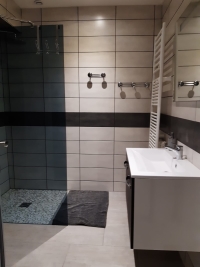 G&icirc;te 2 du Fays - Salle de bains 1